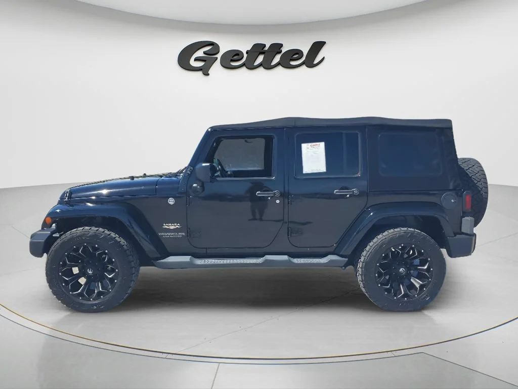 Used 2014 Black Jeep Sahara image 8