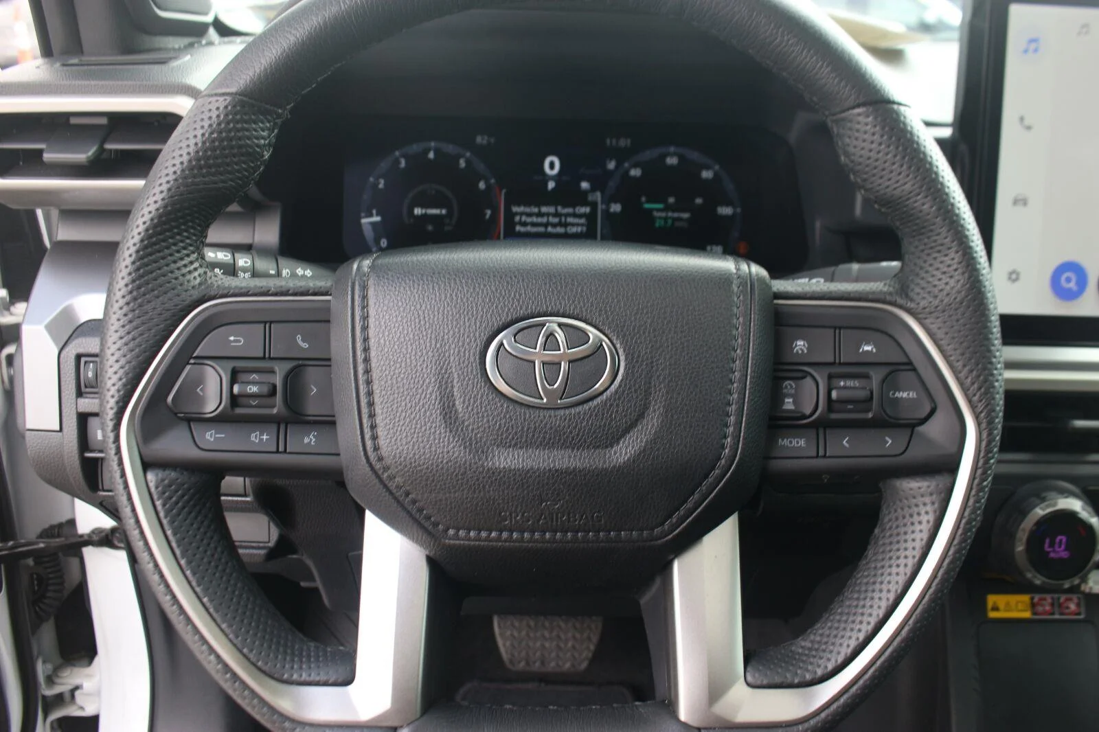Used 2024 White Toyota SR5 image 18