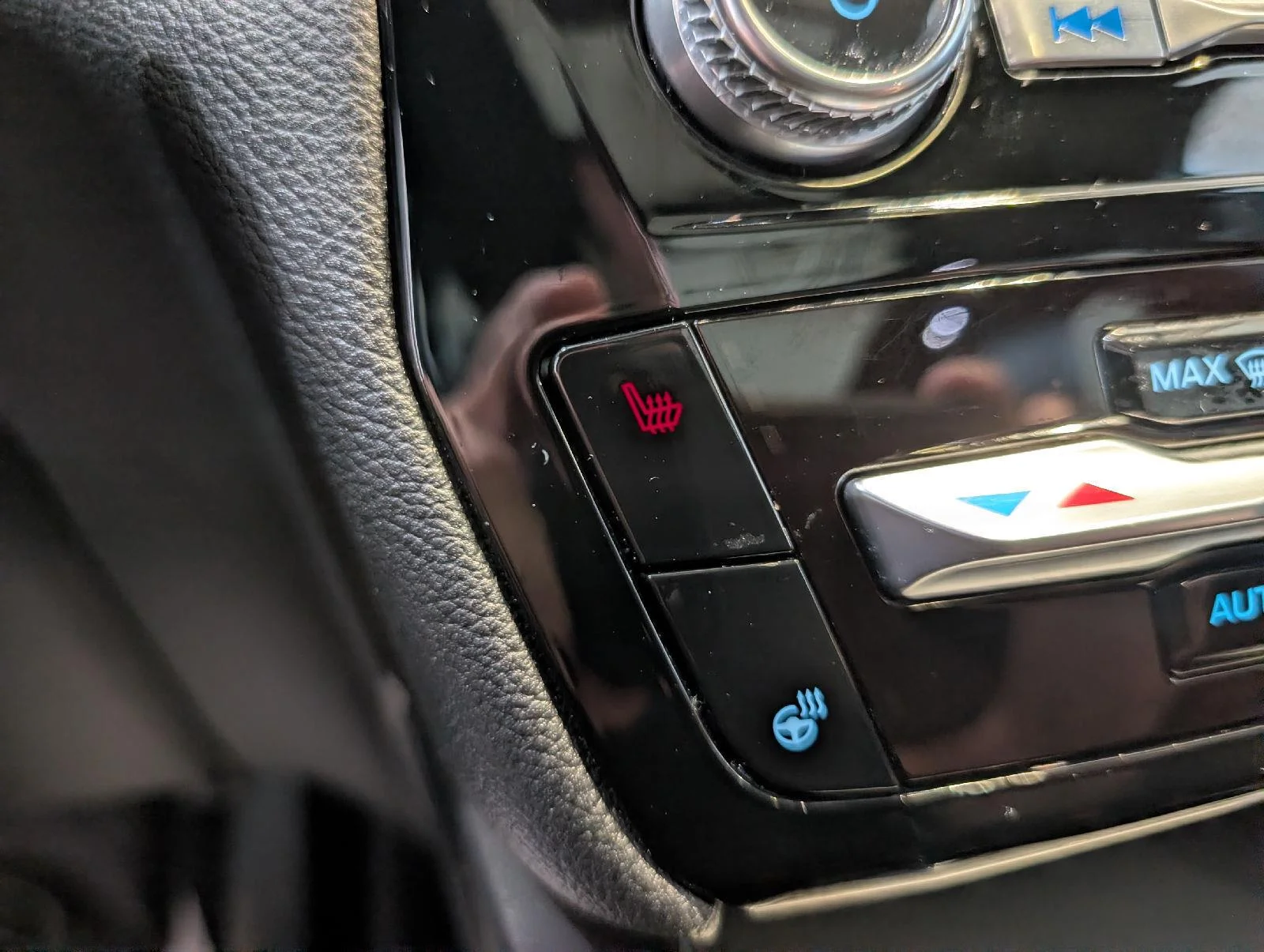 Used 2022  Ford ST-Line image 25