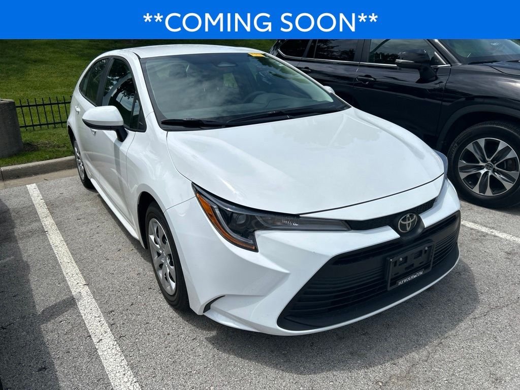 Used 2024 Toyota Corolla LE with VIN 5YFB4MDE9RP152615 for sale in Kansas City