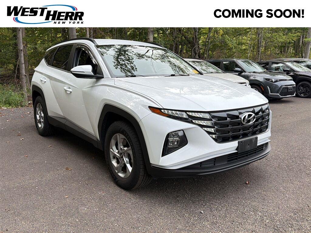 Used 2022 Quartz White Hyundai SEL image 1