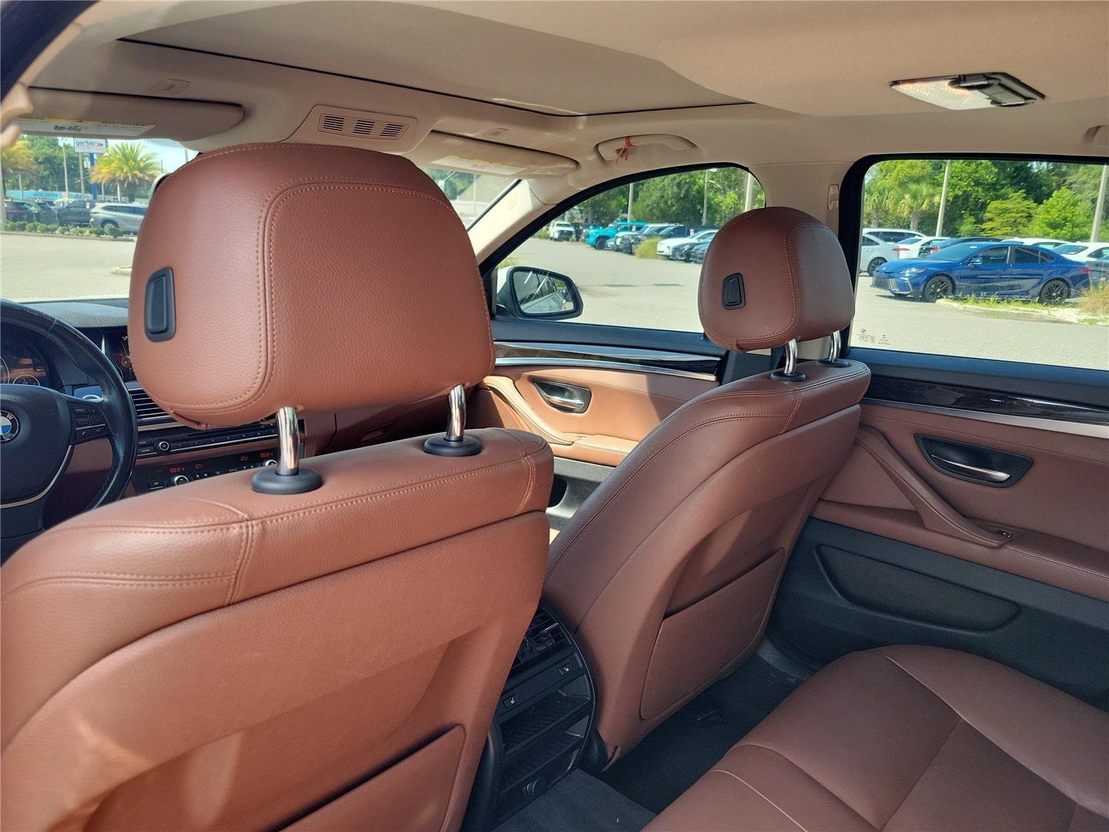 Used 2015  BMW 528I XDRIVE image 11
