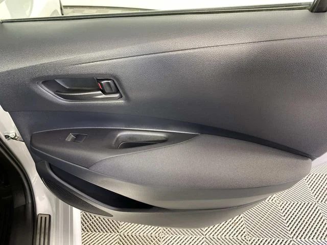 Used 2025 Silver Toyota LE image 23