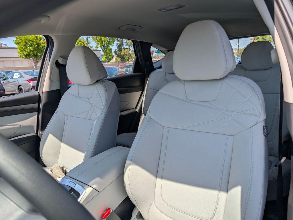 New 2026 Gray Hyundai SE FWD image 14