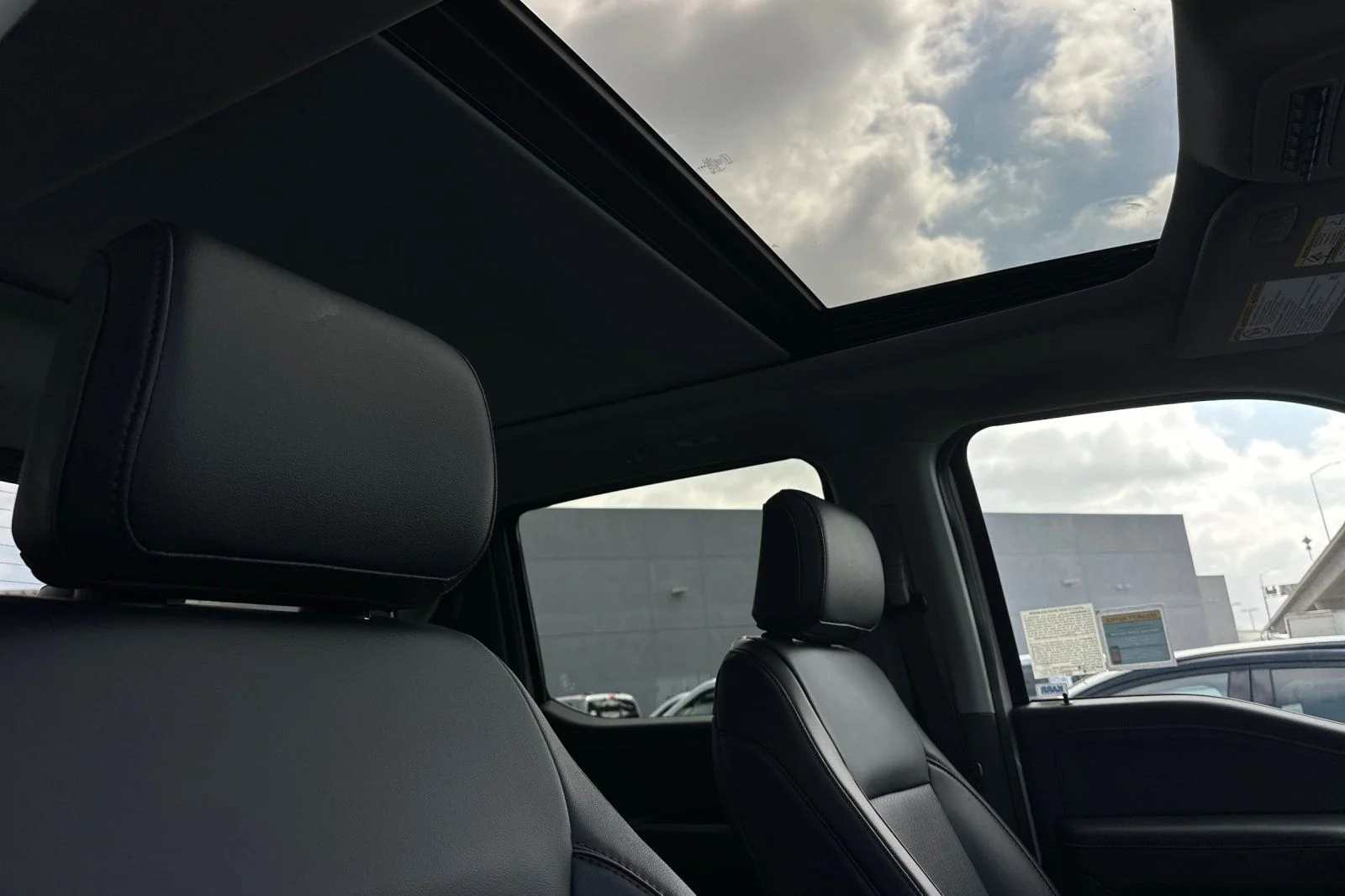 New 2026 Star White Metallic Tri-Coat Ford F-350® Lariat® image 14