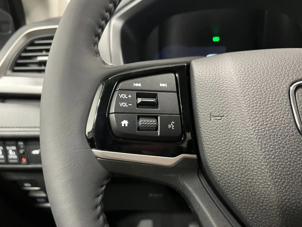 New 2026 Platinum White Pearl Honda EX-L image 18