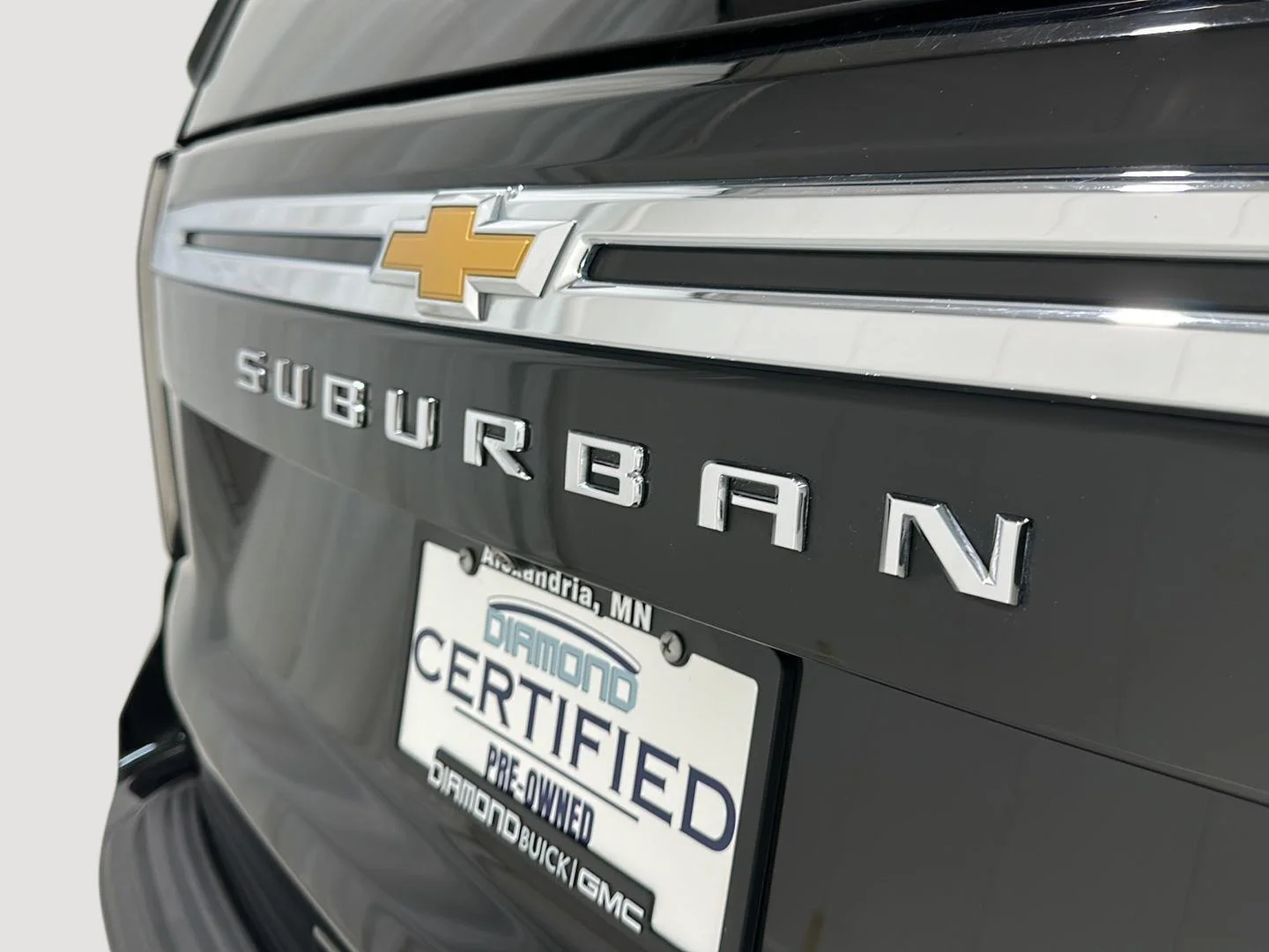 Used 2023 BLACK Chevrolet LT image 29