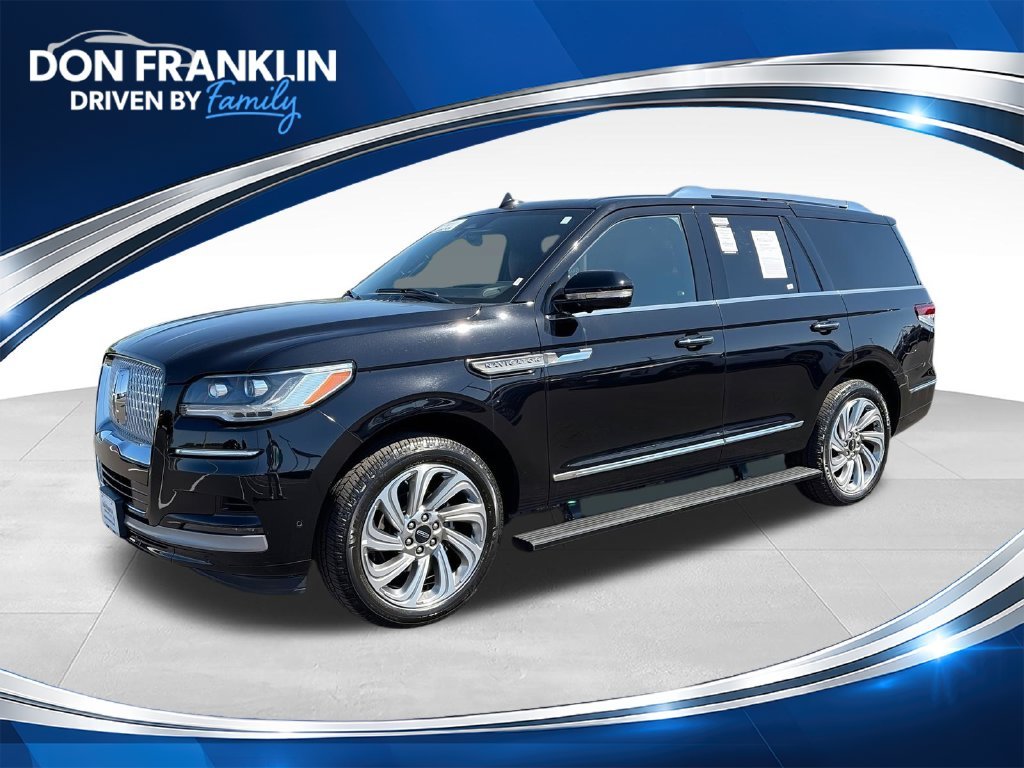 Used 2024 Black Lincoln Reserve image 1