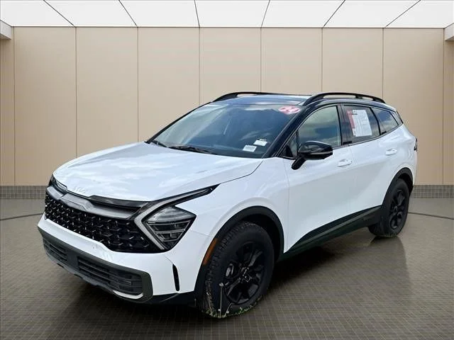 Used 2024 White Kia X-Pro Prestige image 2
