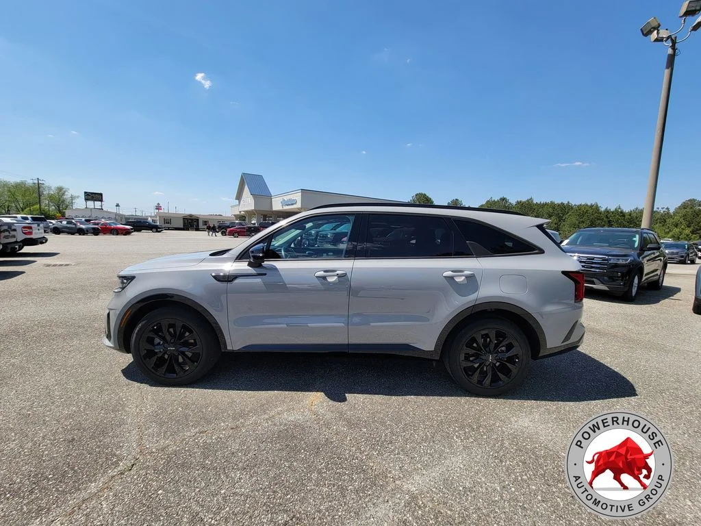 Used 2023 Gray Kia SX image 3