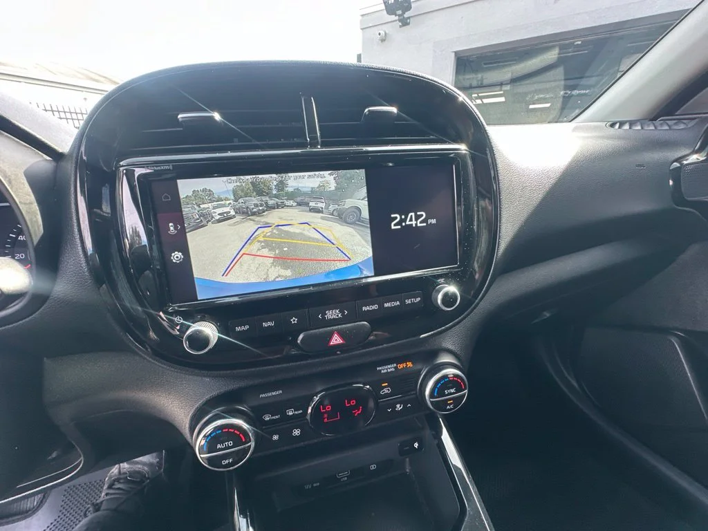 Used 2022 Blue Kia GT-Line image 22