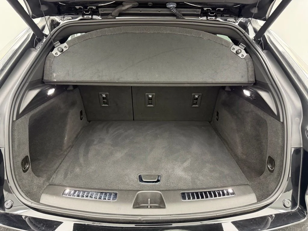 Used 2022 Black Cadillac Sport image 10