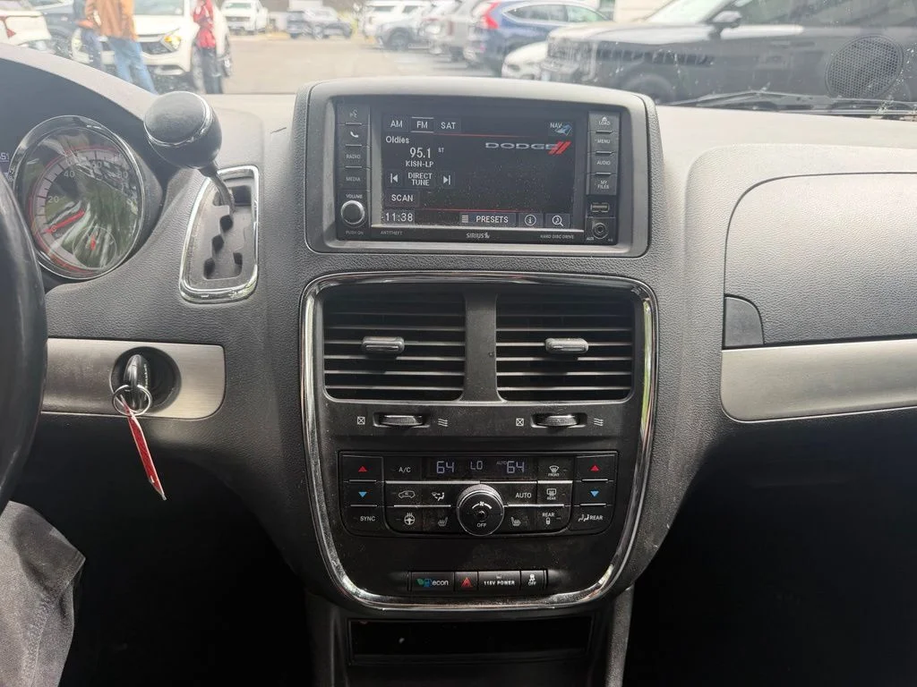 Used 2013 Redline 2 Coat Pearl Dodge R/T image 20