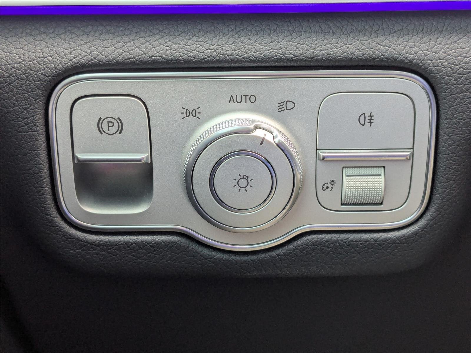 Used 2025 MANUFAKTUR Signature Silicon Grey Mercedes-Benz GLS 450 image 20