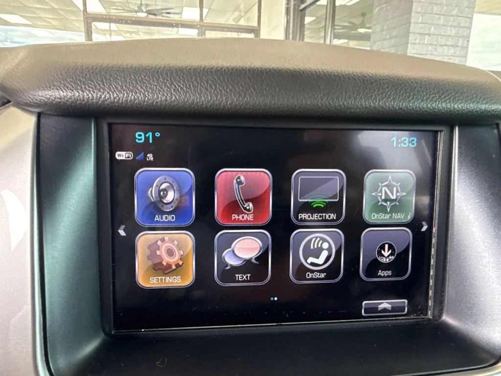 Used 2018 Black Chevrolet LT image 10