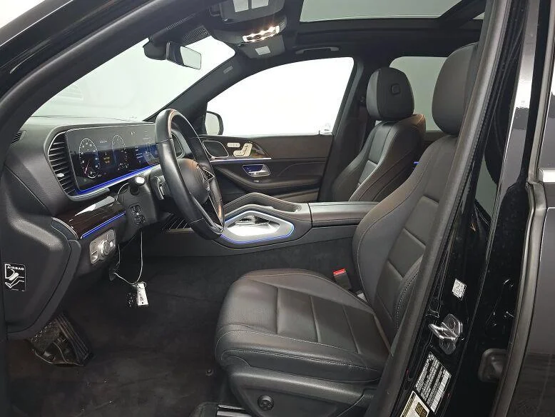 Used 2025  Mercedes-Benz GLE 450e image 8