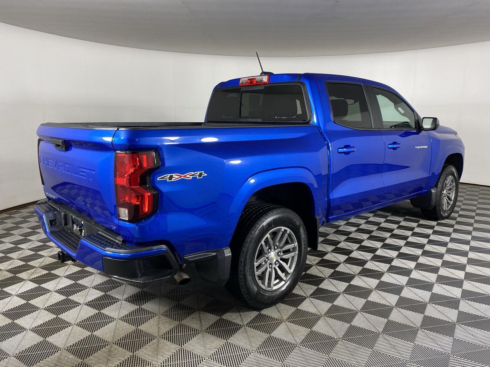 Used 2023 Glacier Blue Metallic Chevrolet 4WD LT image 7