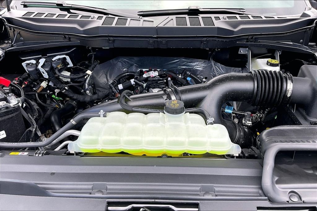 New 2026 Carbonized Gray Metallic Ford STX image 9