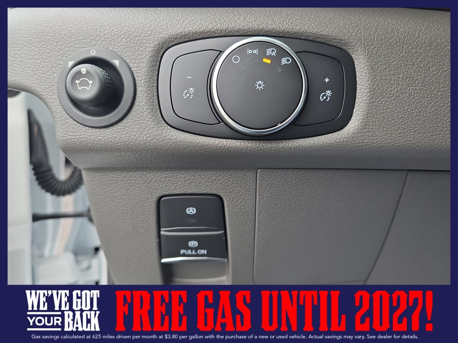 New 2026 Oxford White Ford Base image 24