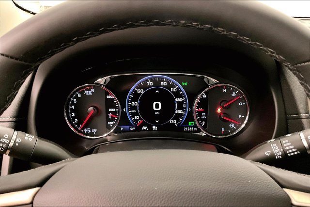 Used 2024 Summit White GMC Denali image 29