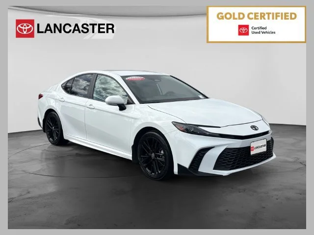 Certified Used 2025 White Toyota SE image 1