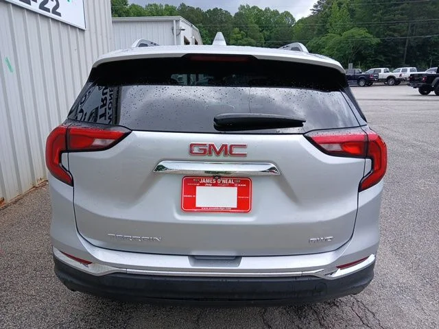 Used 2020 Silver GMC SLT image 4