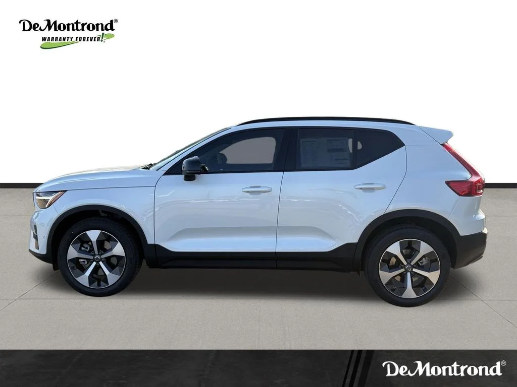 New 2026 Crystal White Volvo Plus image 8