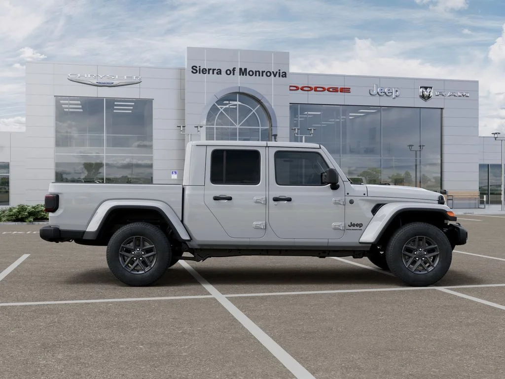 New 2026 Bright White Clear-Coat Exterior Paint Jeep Sport S image 21