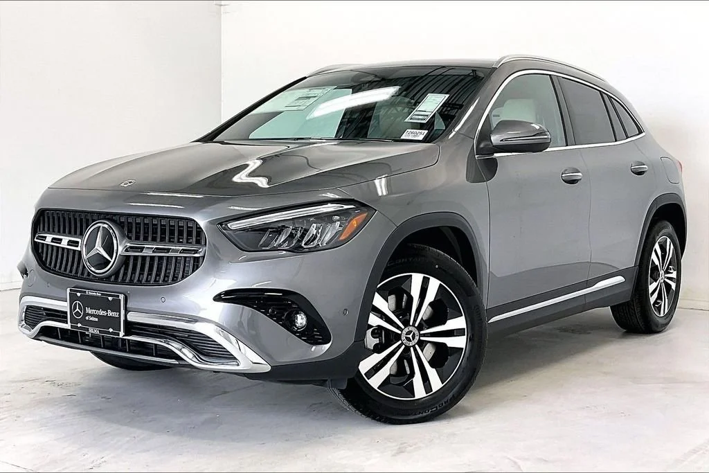 New 2026 Mountain Grey Metallic Mercedes-Benz GLA 250 image 14