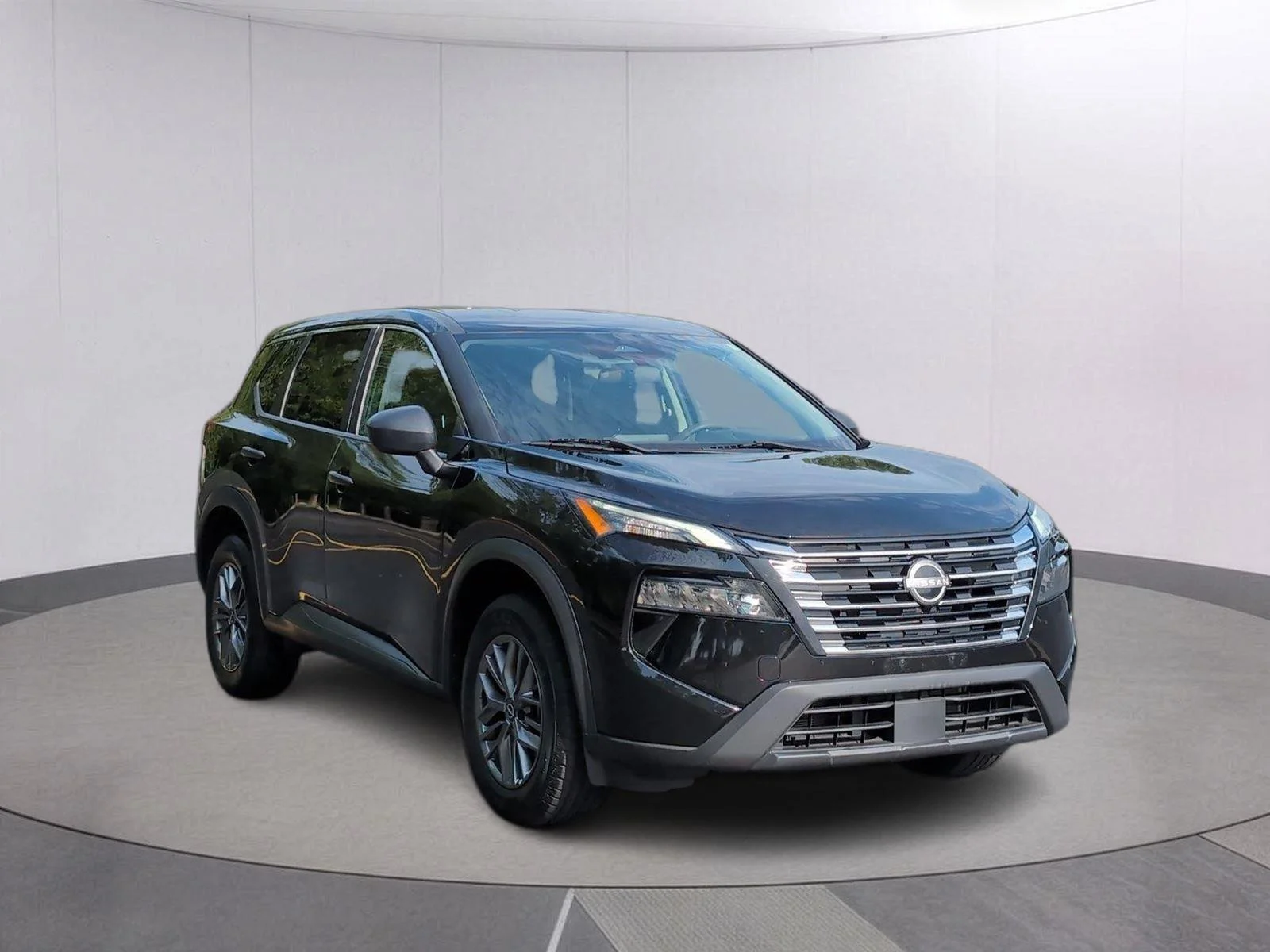 Used 2024 Super Black Nissan S image 8