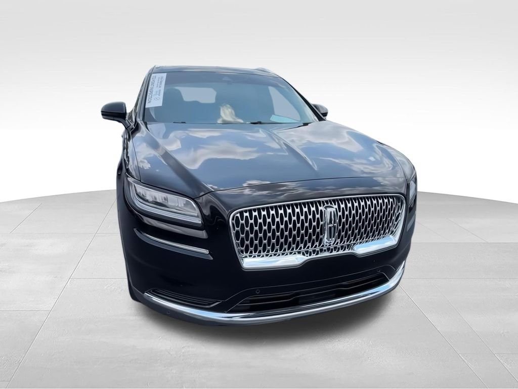 Used 2023 Black Lincoln Reserve image 3