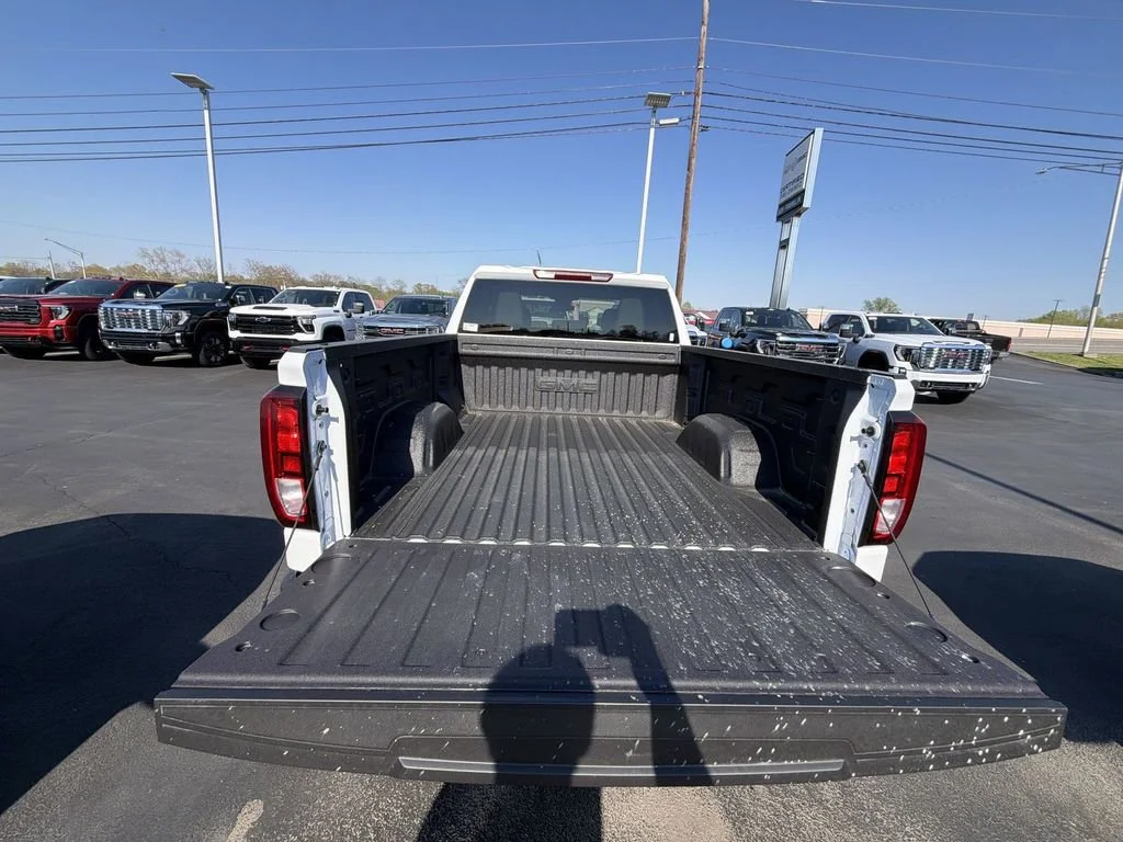 New 2026 Summit White GMC SLE image 29