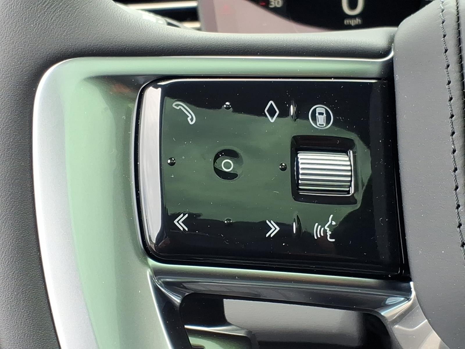 New 2026 Carpathian Grey Land Rover SE LWB image 16