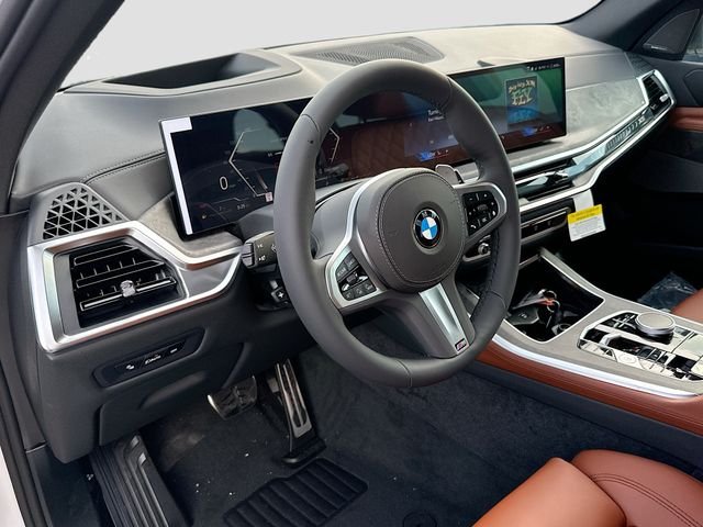 New 2026 White BMW sDrive40i image 6