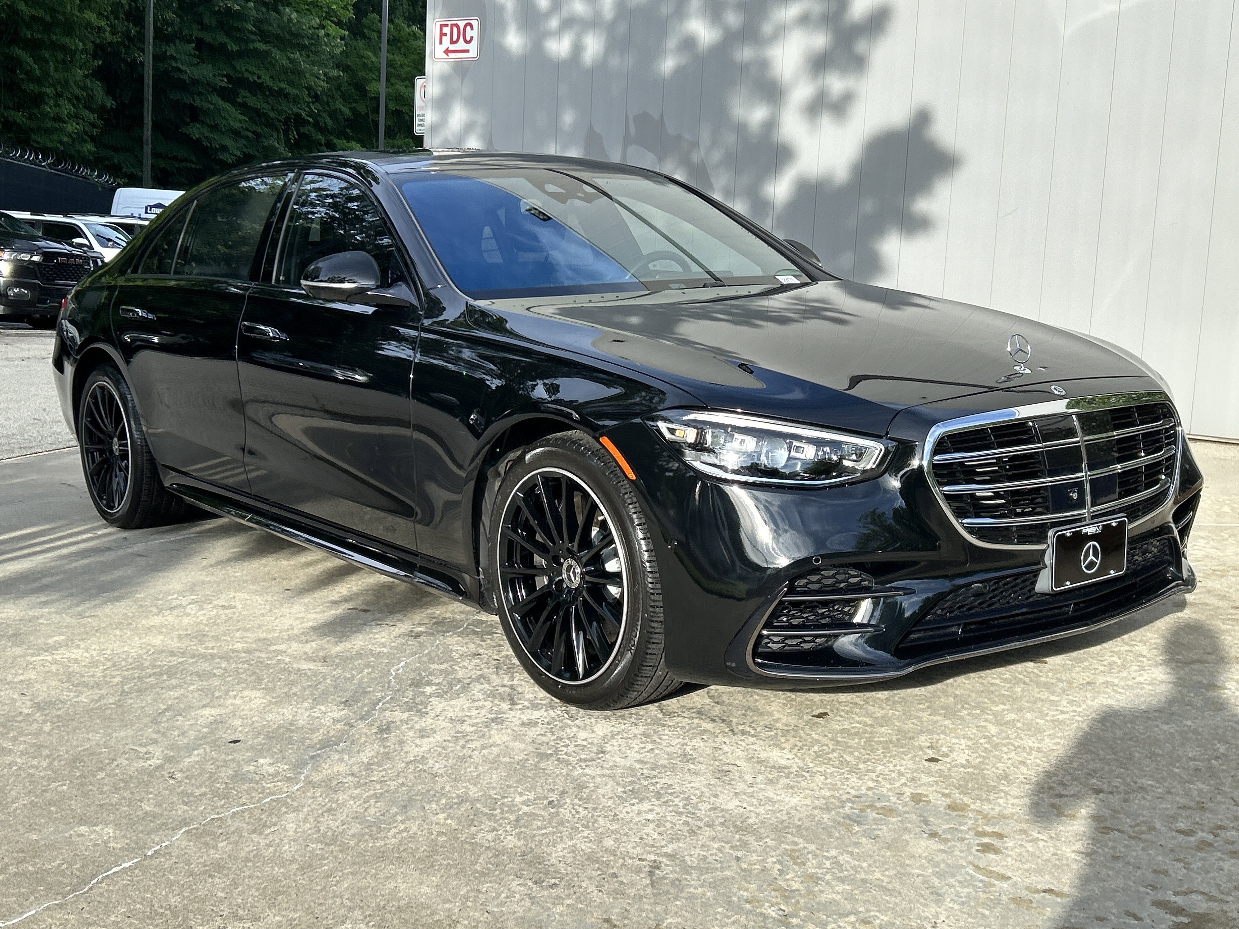 Certified Used 2023 Black Mercedes-Benz S 580 4MATIC® Sedan image 4