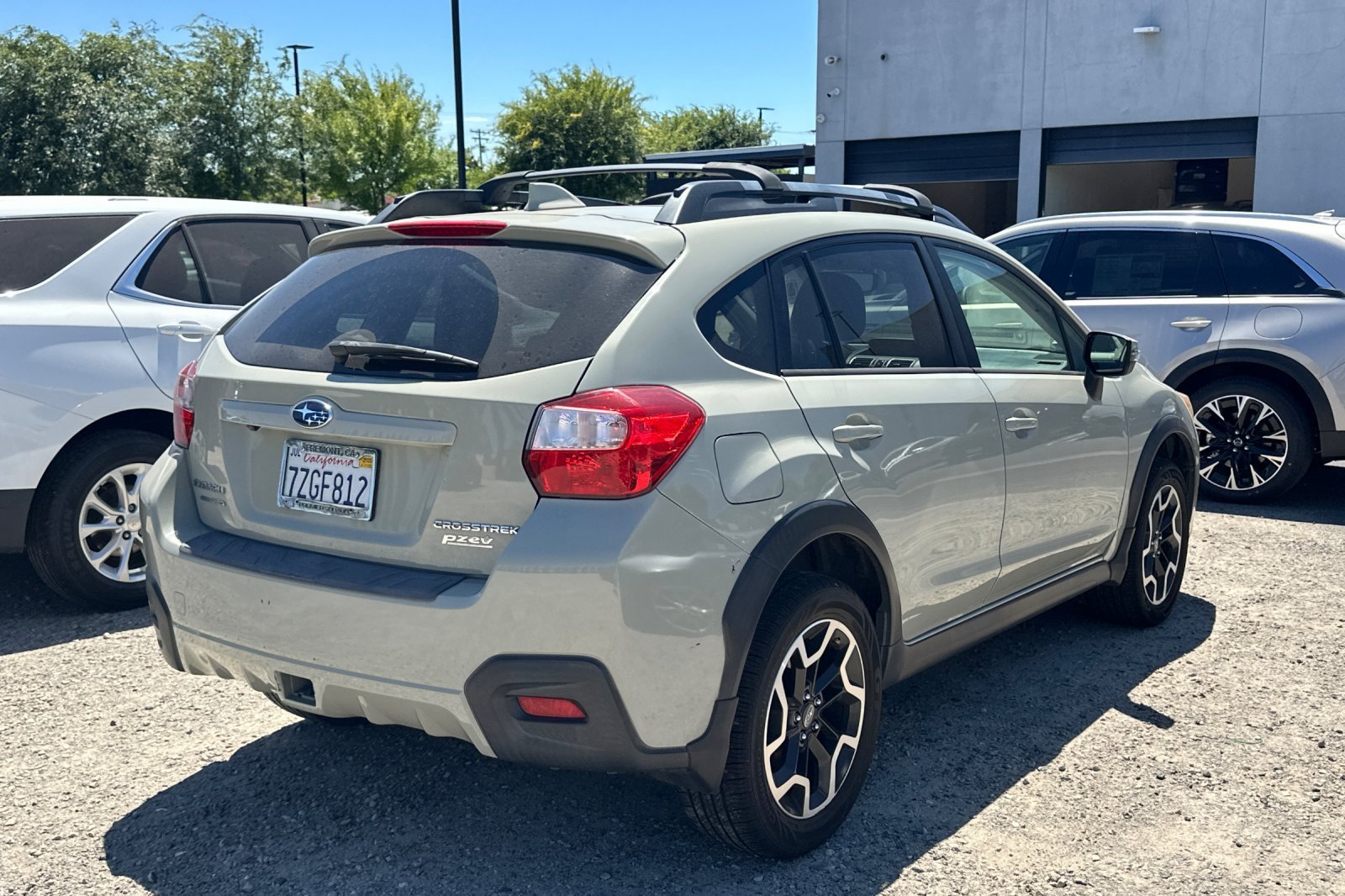 Used 2017 Desert Khaki Subaru Limited image 5