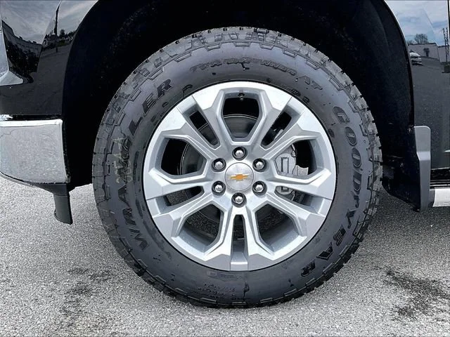 2026 Chevrolet Silverado 1500 LTZ - Photo 7