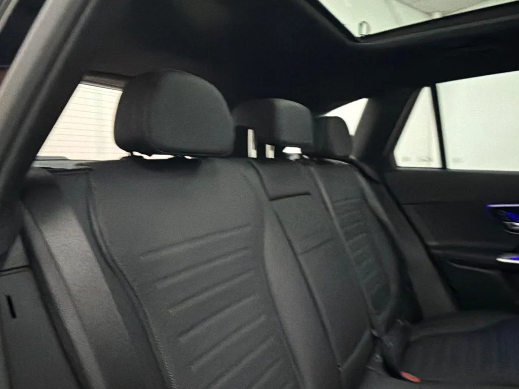 New 2026 Black Mercedes-Benz GLC 300 image 24
