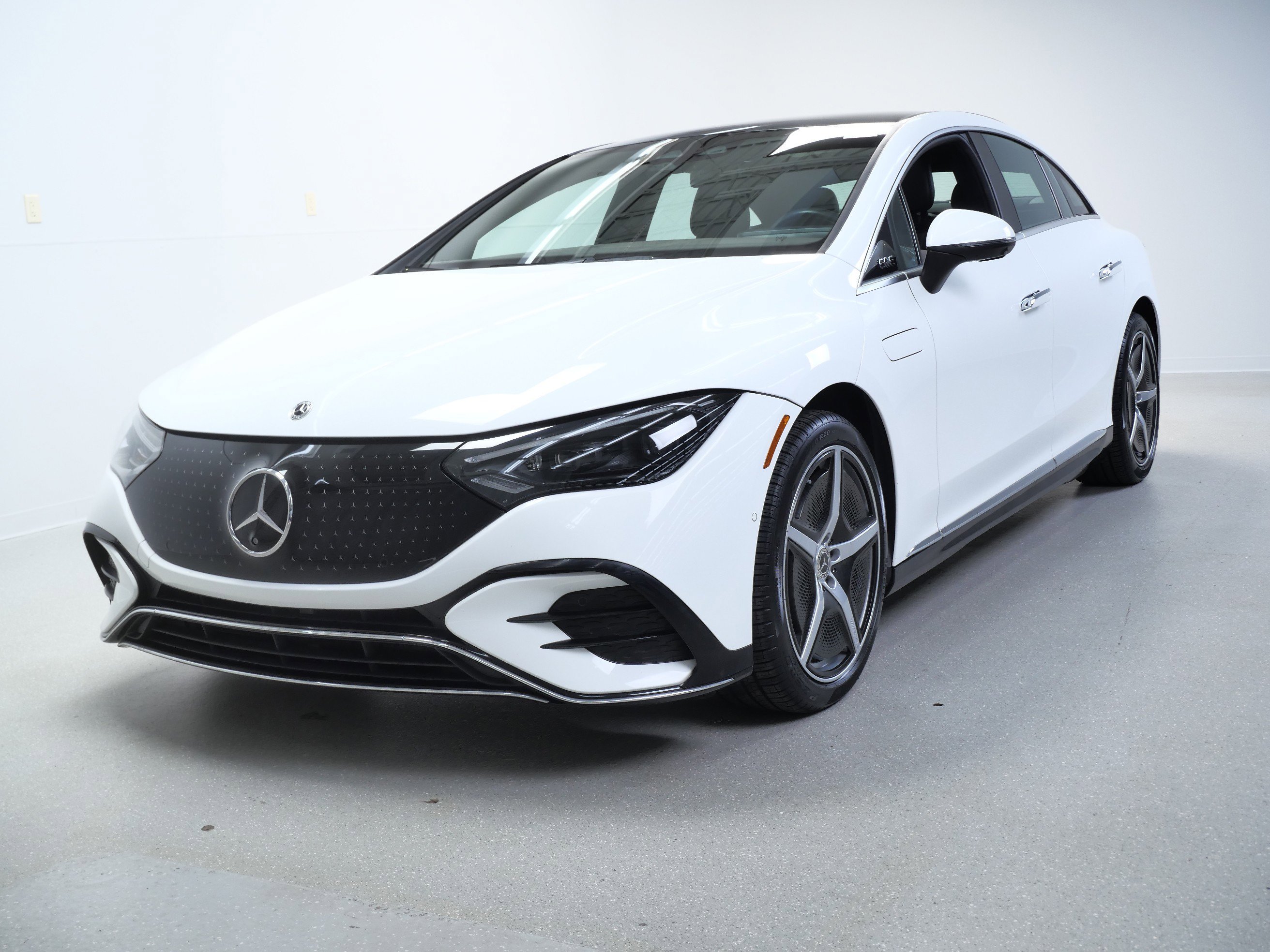 Certified Used 2023 Polar White Mercedes-Benz EQE 350 image 12
