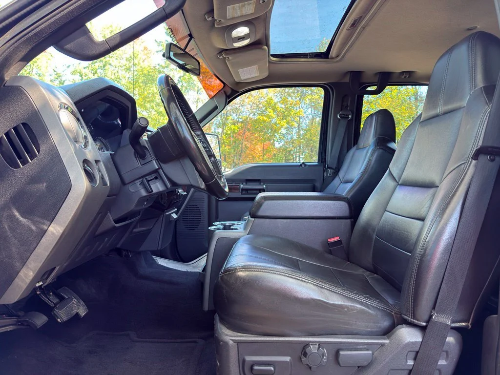 Used 2010 Black Ford Lariat image 16