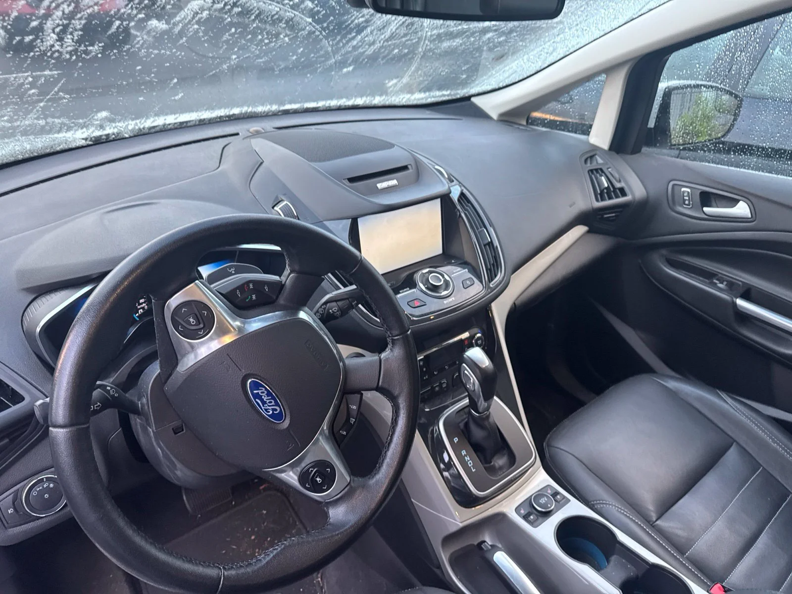 Used 2015 White Ford SEL image 11
