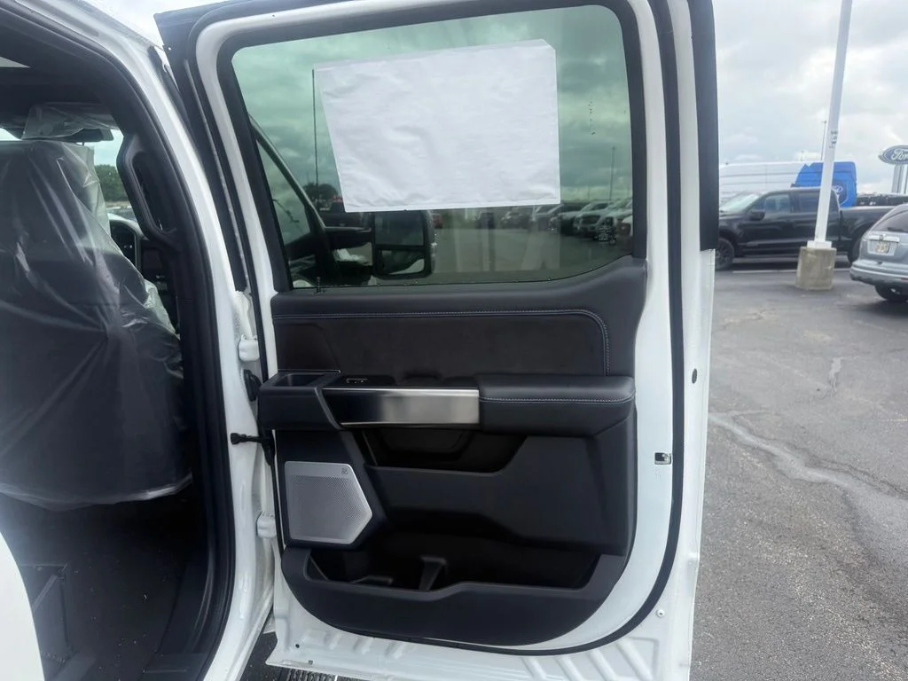 New 2026 Star White Metallic Tri-Coat Ford F-250® Platinum® image 62