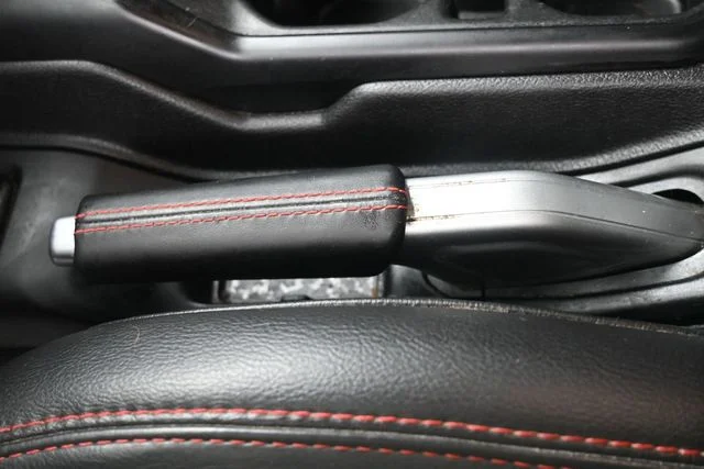 Certified Used 2020 Black Clearcoat Jeep Unlimited Rubicon image 16