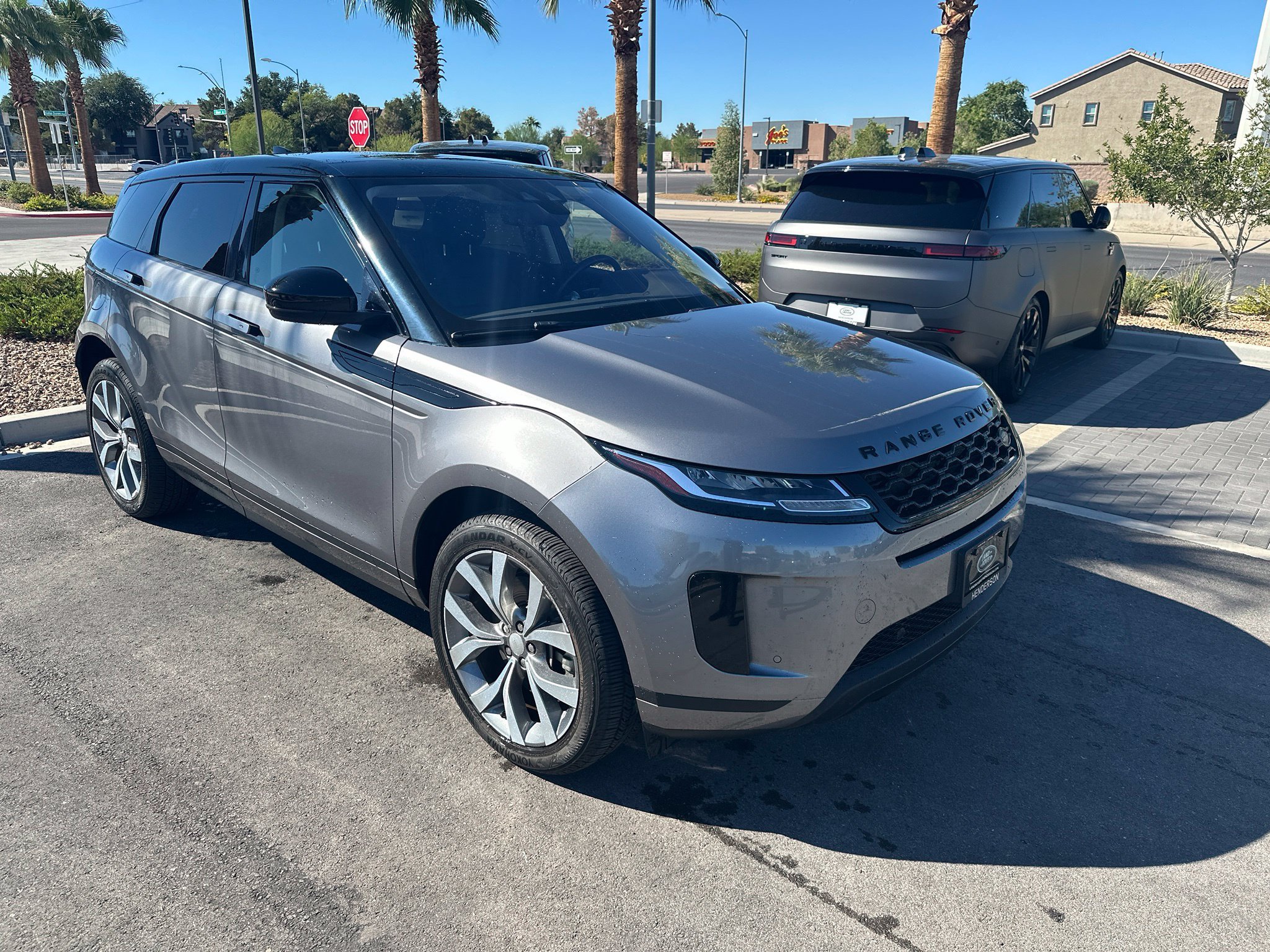 Used 2020 Eiger Gray Metallic Land Rover S image 2