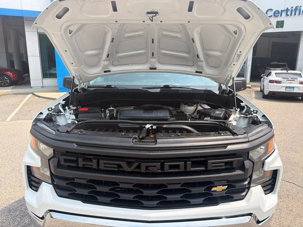 Certified Used 2025 Summit White Chevrolet WT image 11