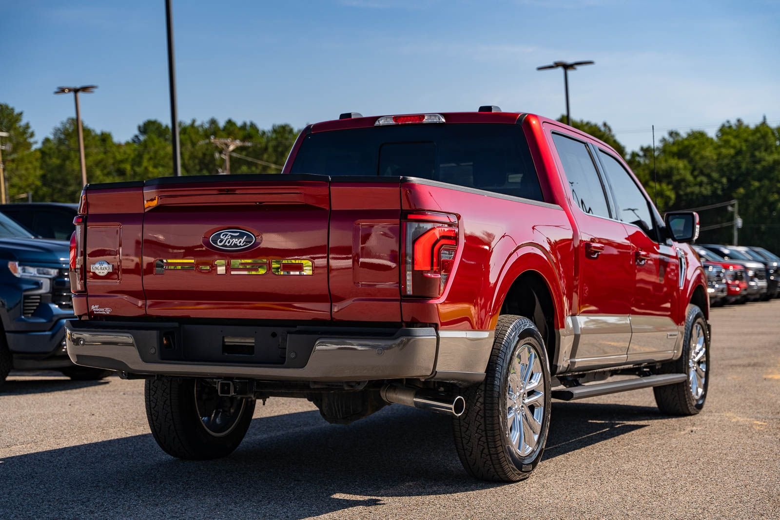 Certified Used 2025  Ford King Ranch image 7