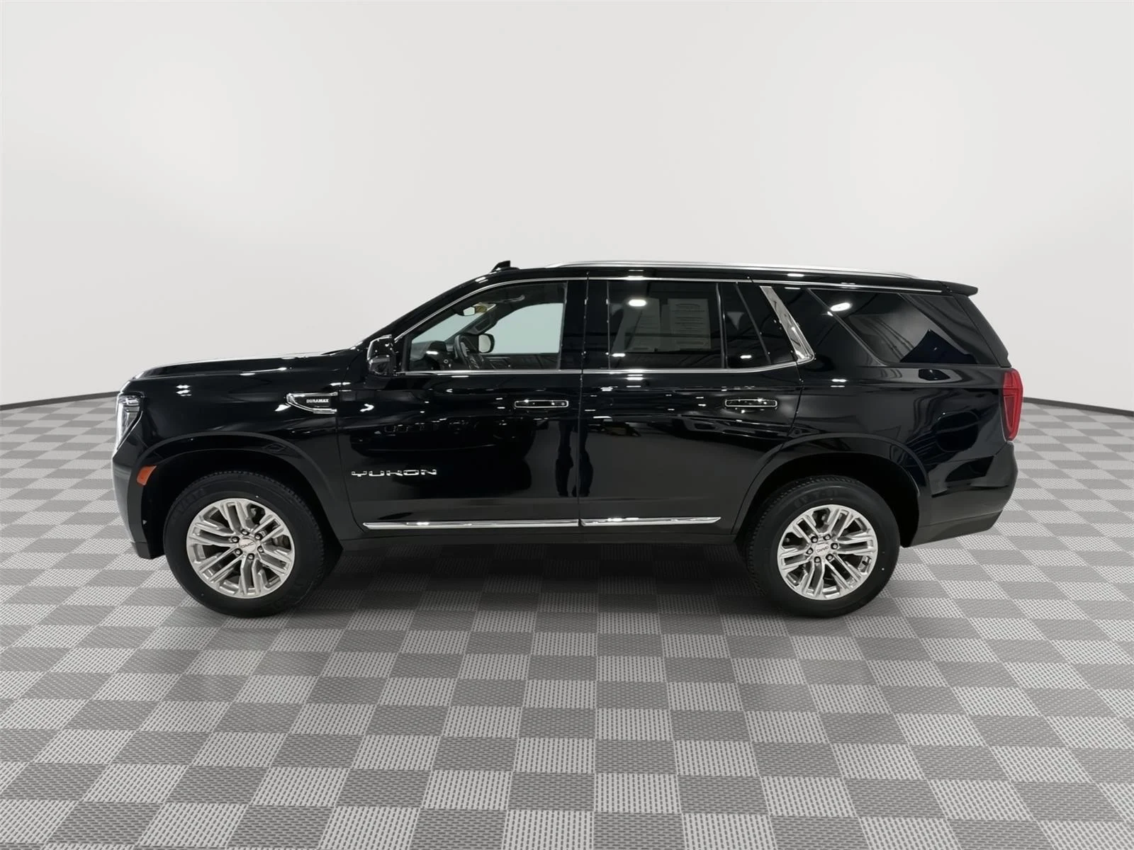 Used 2023 GMC Yukon SLT with VIN 1GKS2BKTXPR410739 for sale in Alexandria, Minnesota