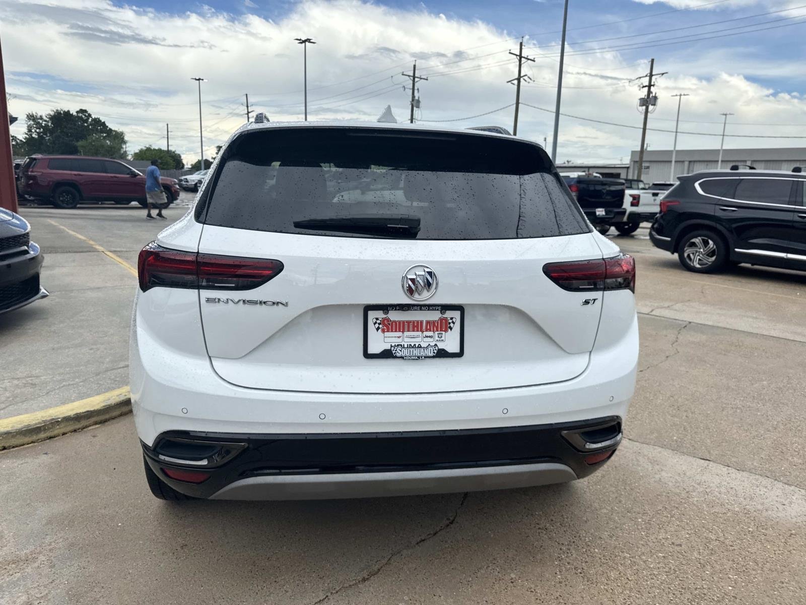 2022 Buick Envision Essence - Photo 6