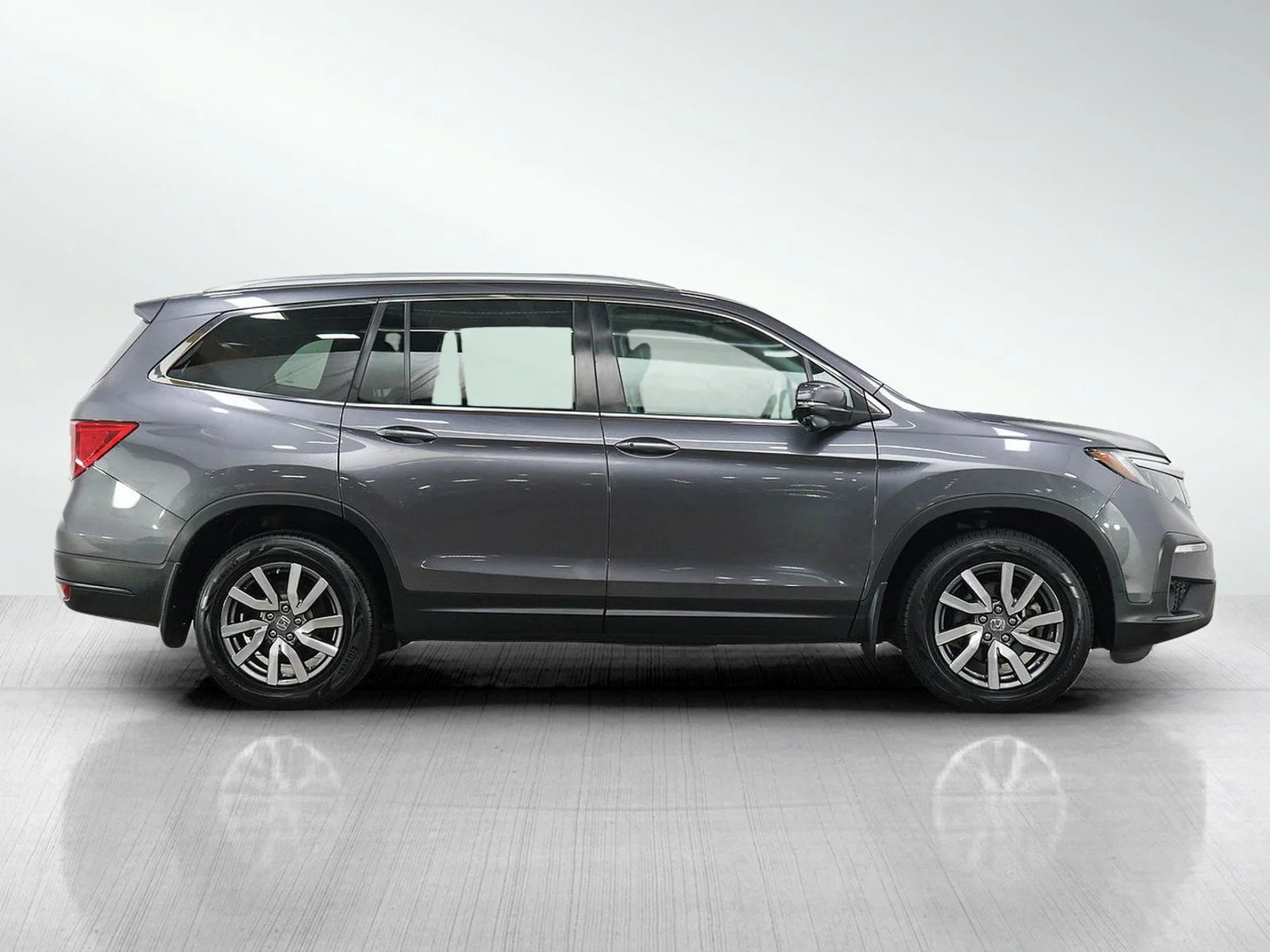 Used 2021 Gray Honda Black Edition image 6