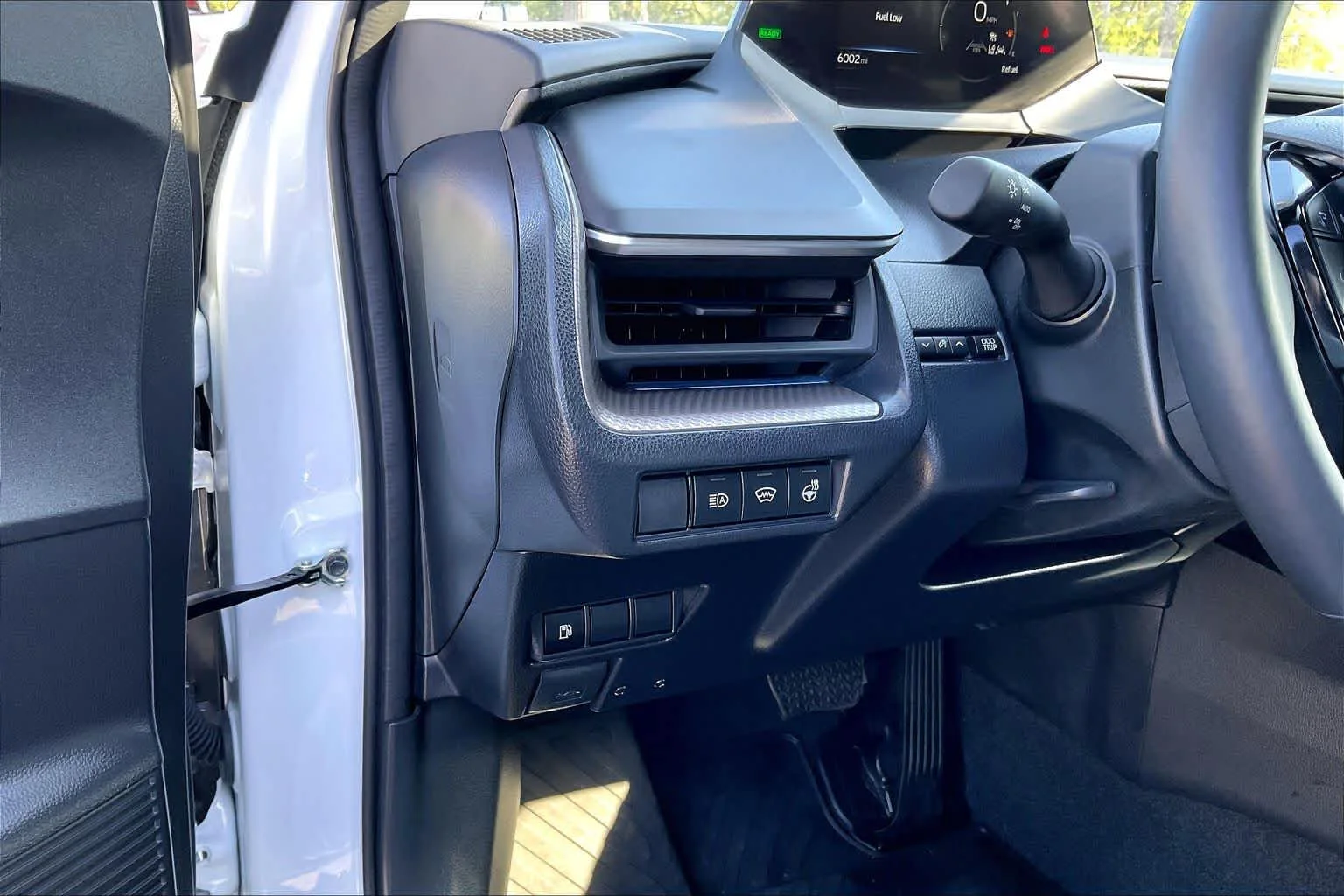 Certified Used 2026 Wind Chill Pearl Toyota XLE image 35